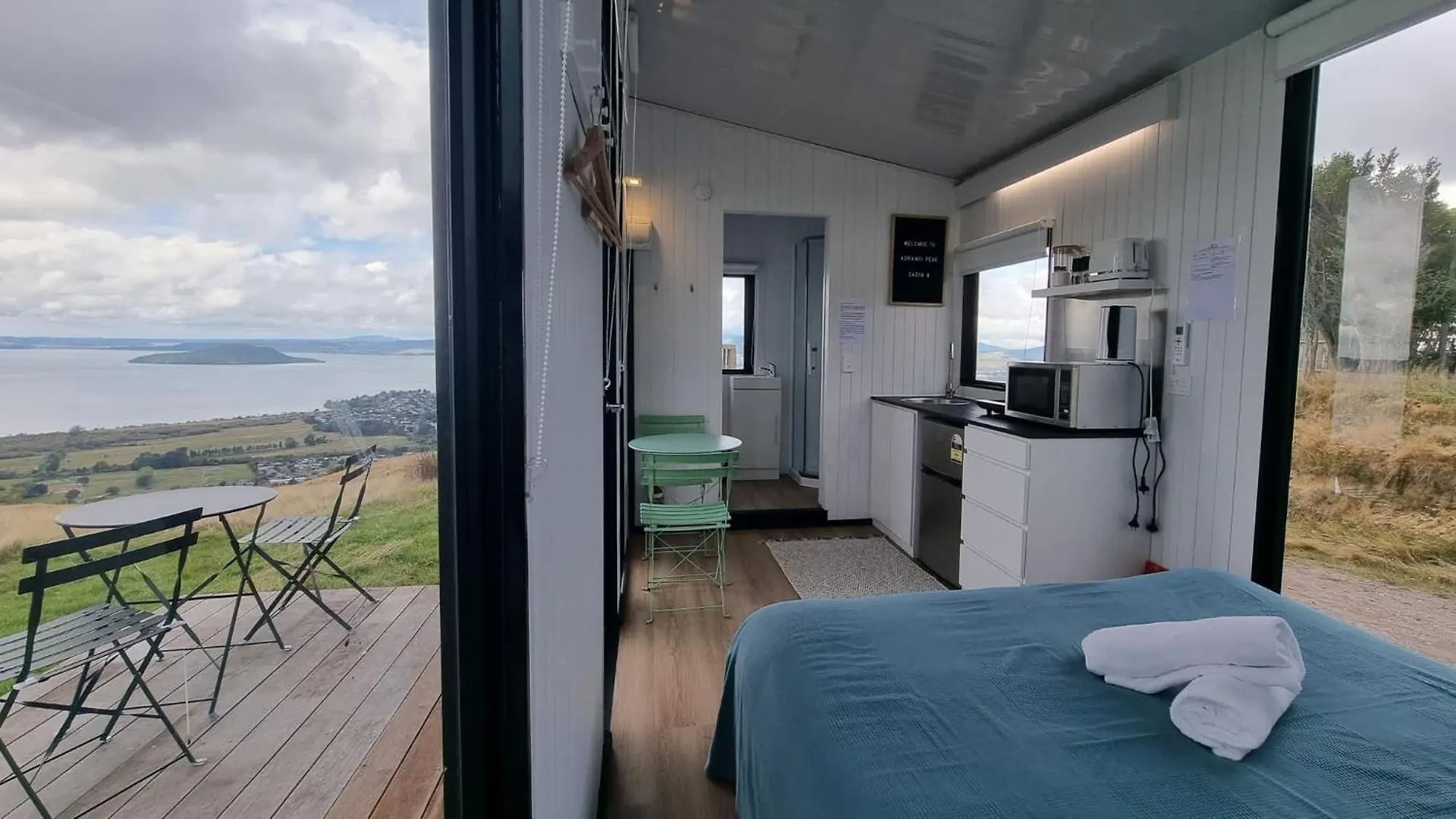 Aorangi Peak Cabins 8 By Tiny Away Rotorua 0*,